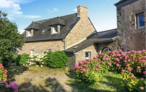 Nice Home In Plouguerneau With Wifi